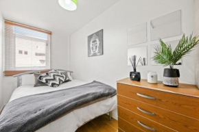 Bright double room near transport links